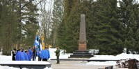 Eesti Vabariigi 103. aastapäeva mälestushetk Räpina ausamba pargis. Foto: Meriliin Vahesaar